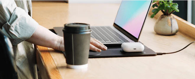4 in 1 Wiresless Charging Laptop Sleeve ( Limited Time Offer)